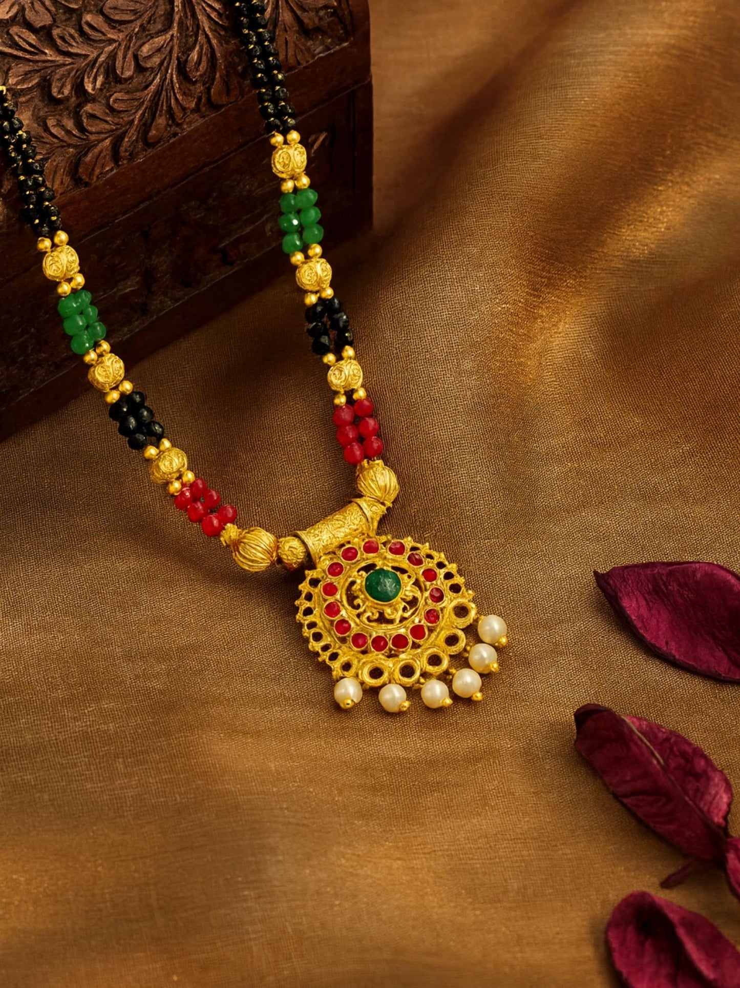 Thushi Pendant Maharashtrian Mangalsutra Design