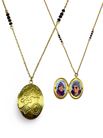 Small Oval Shape Photo-Frame Mangalsutra