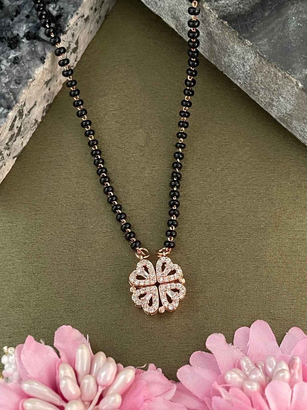 (Wear it 2 ways) Reversible Rose Gold Heart Mangalsutra