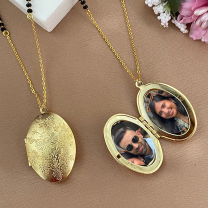 Big Oval Shape Photo-Frame Mangalsutra