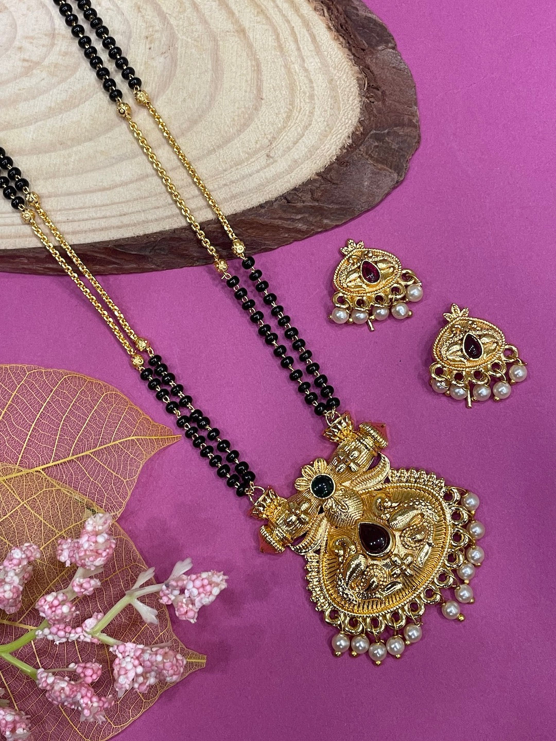 Peacock/Flower/Pearl Pendant Mangalsutra Set