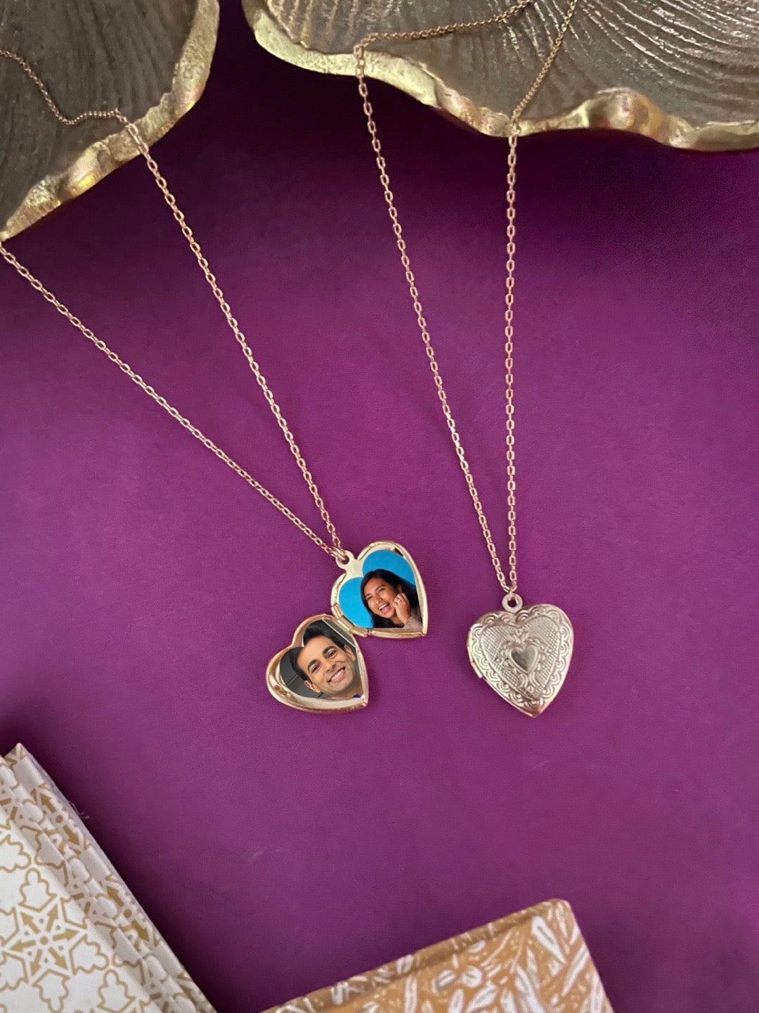 Heart Photo-Frame Pendant Short Necklace