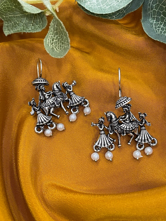 Groom With Horse Dangler Design Earring