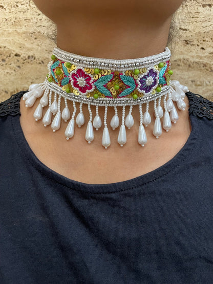 Beaded Choker Necklace Embroidery Design