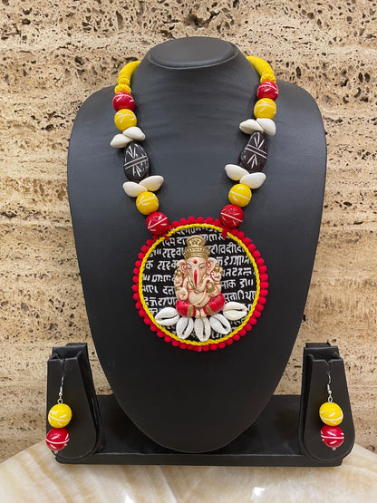 Fabric Necklace Set Lord Ganesha Design