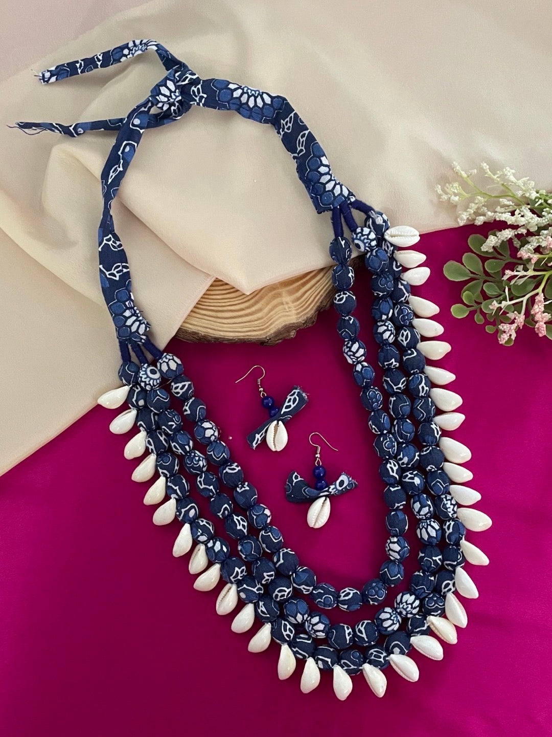 Blue Fabric Sea Shell Necklace Set