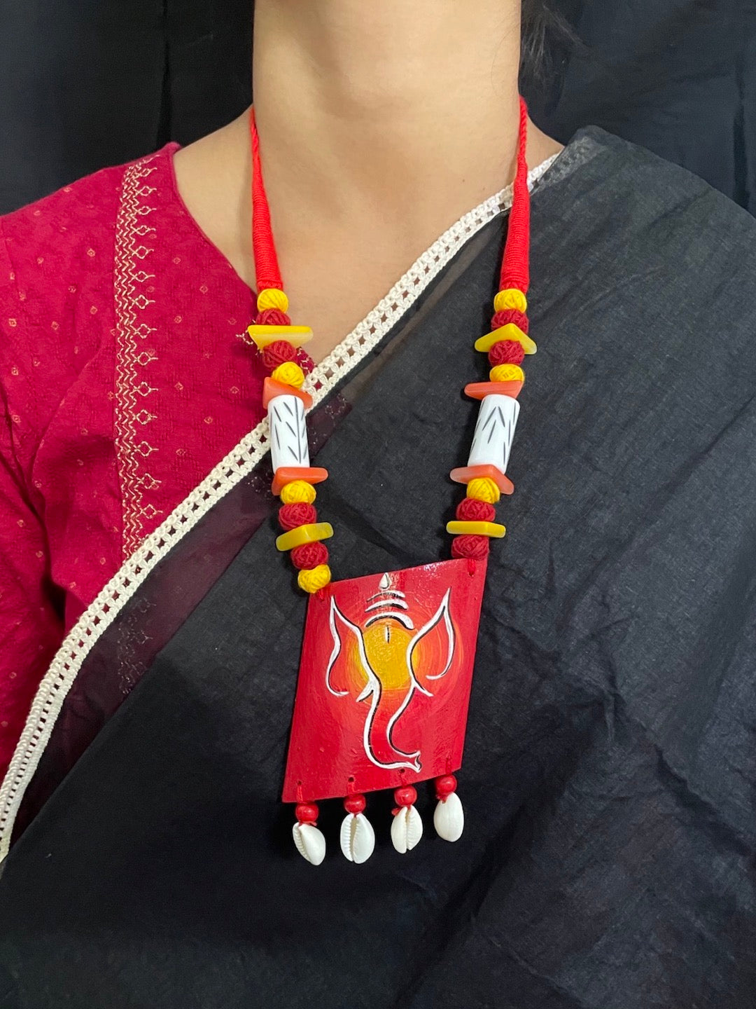 Hand Painted Ganesha/shell Necklace Set