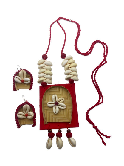 Soop/Shell Design Red Necklace Set