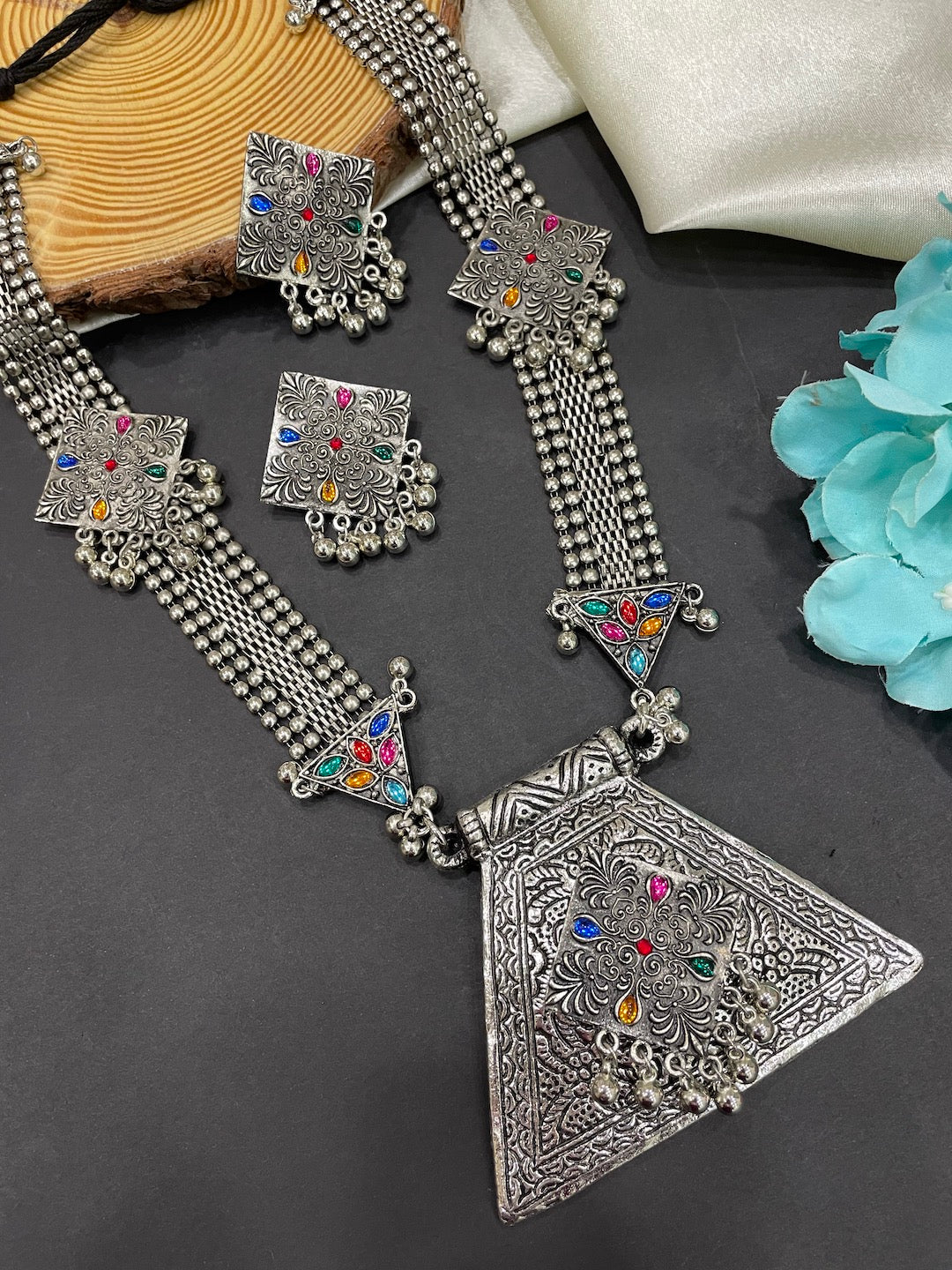 Enamel/Ghungroo Design Necklace Set