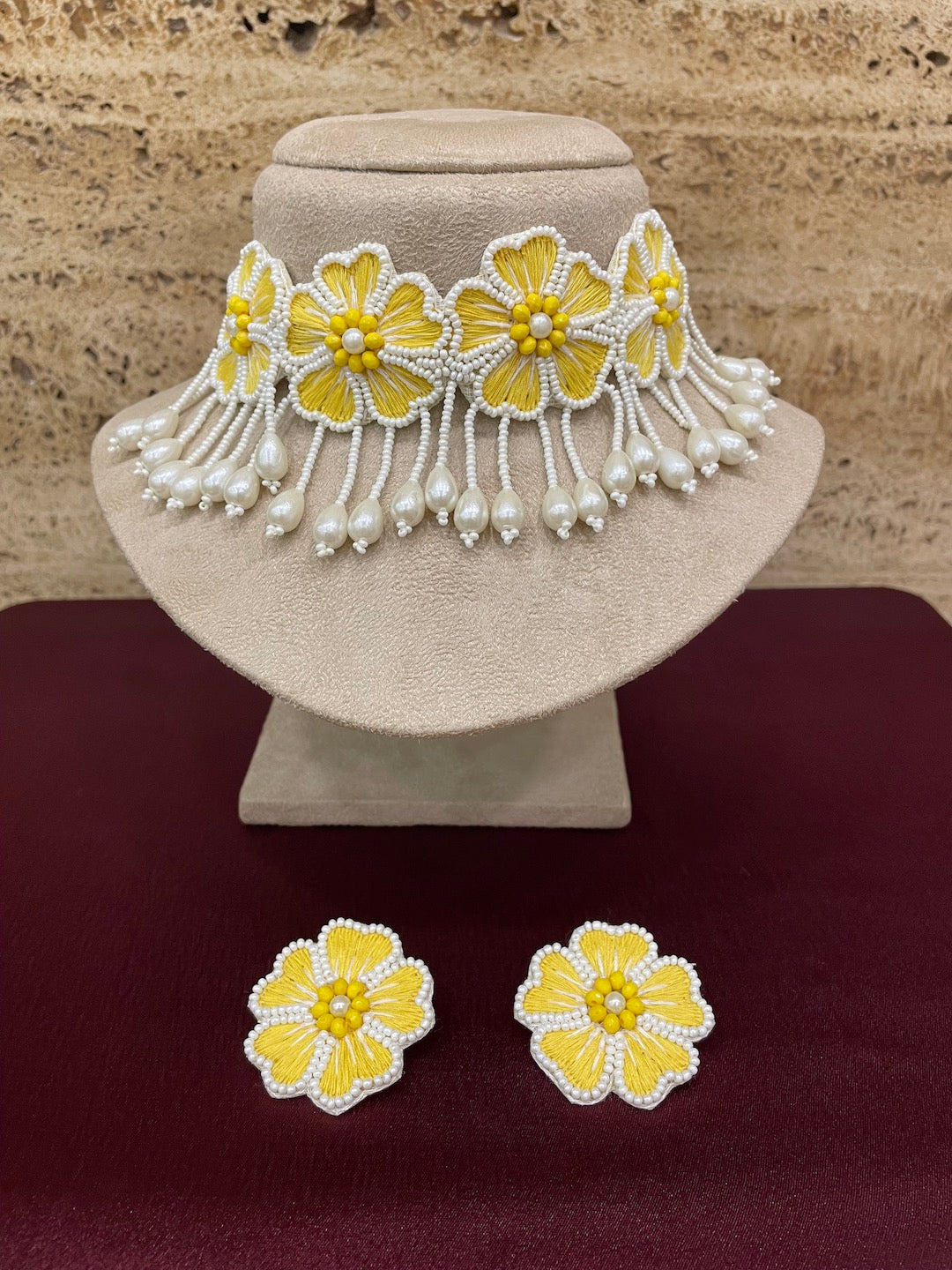 Yellow Flower Pearl Choker Necklace Set