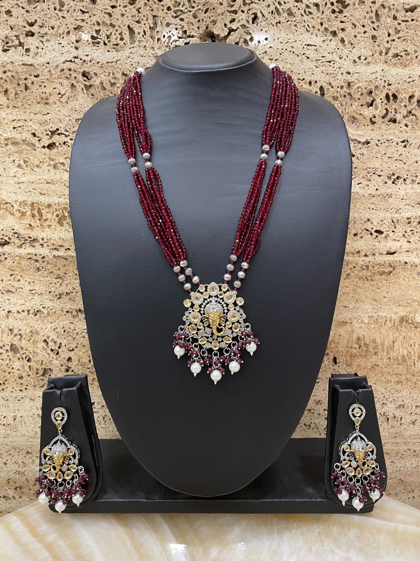 Lord Ganesha Maroon Color Necklace Set