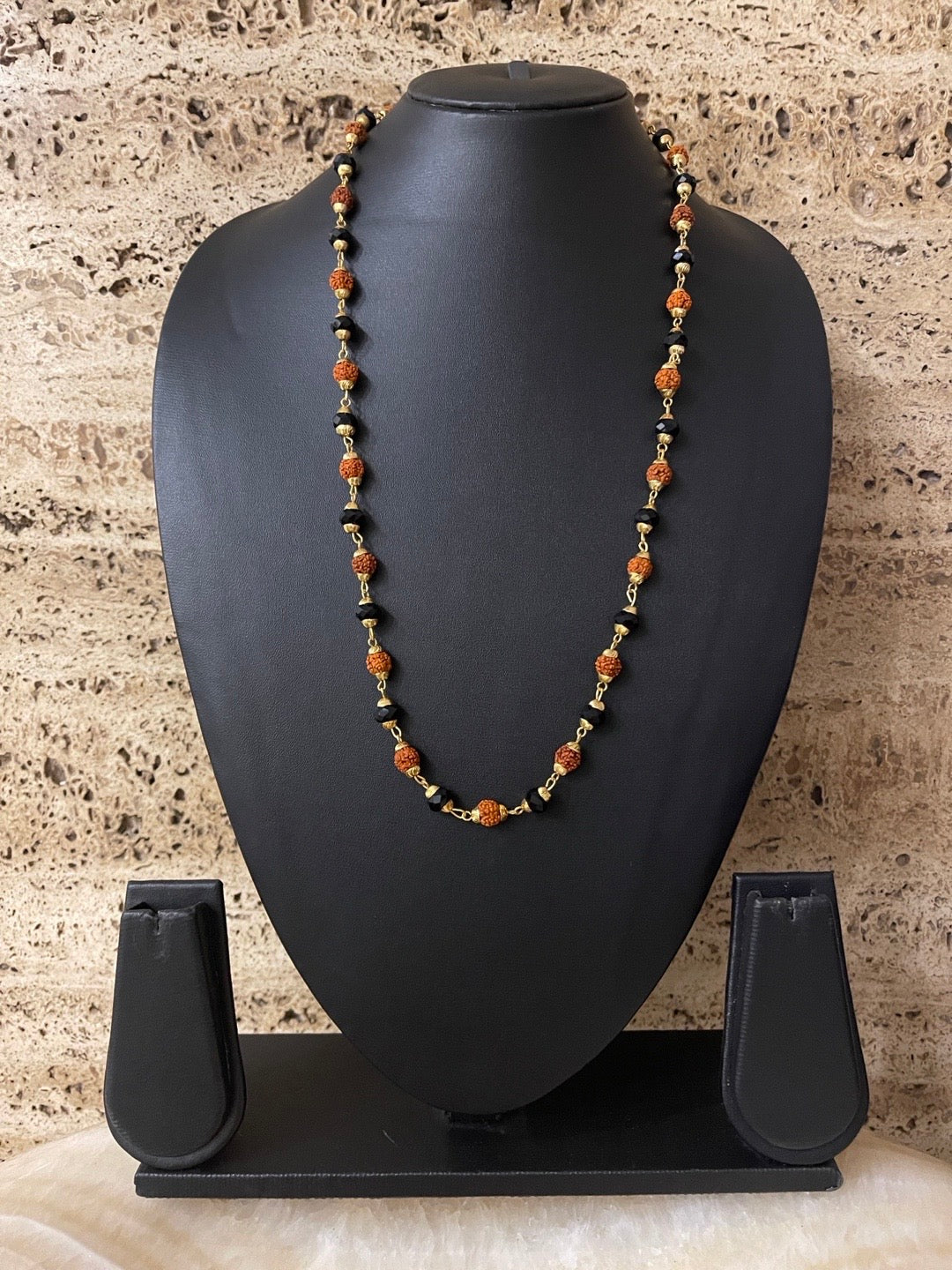 Faceted Black Diamond Beads Necklace In AAA Quality With Gold Clasp