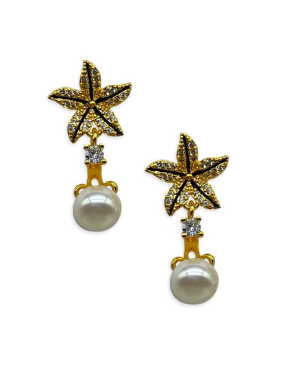 Fresh water pearl Earring With AD in Gold