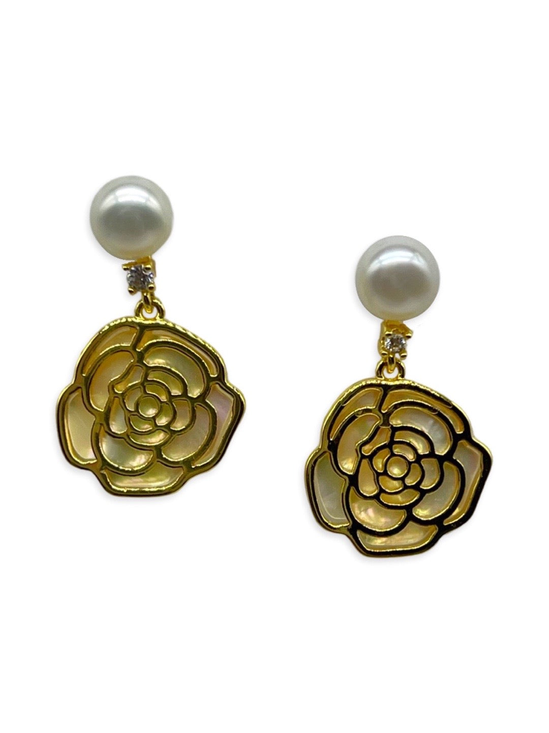 Fresh water pearl Earring With Rose Design in Gold  & Mother of Pearl