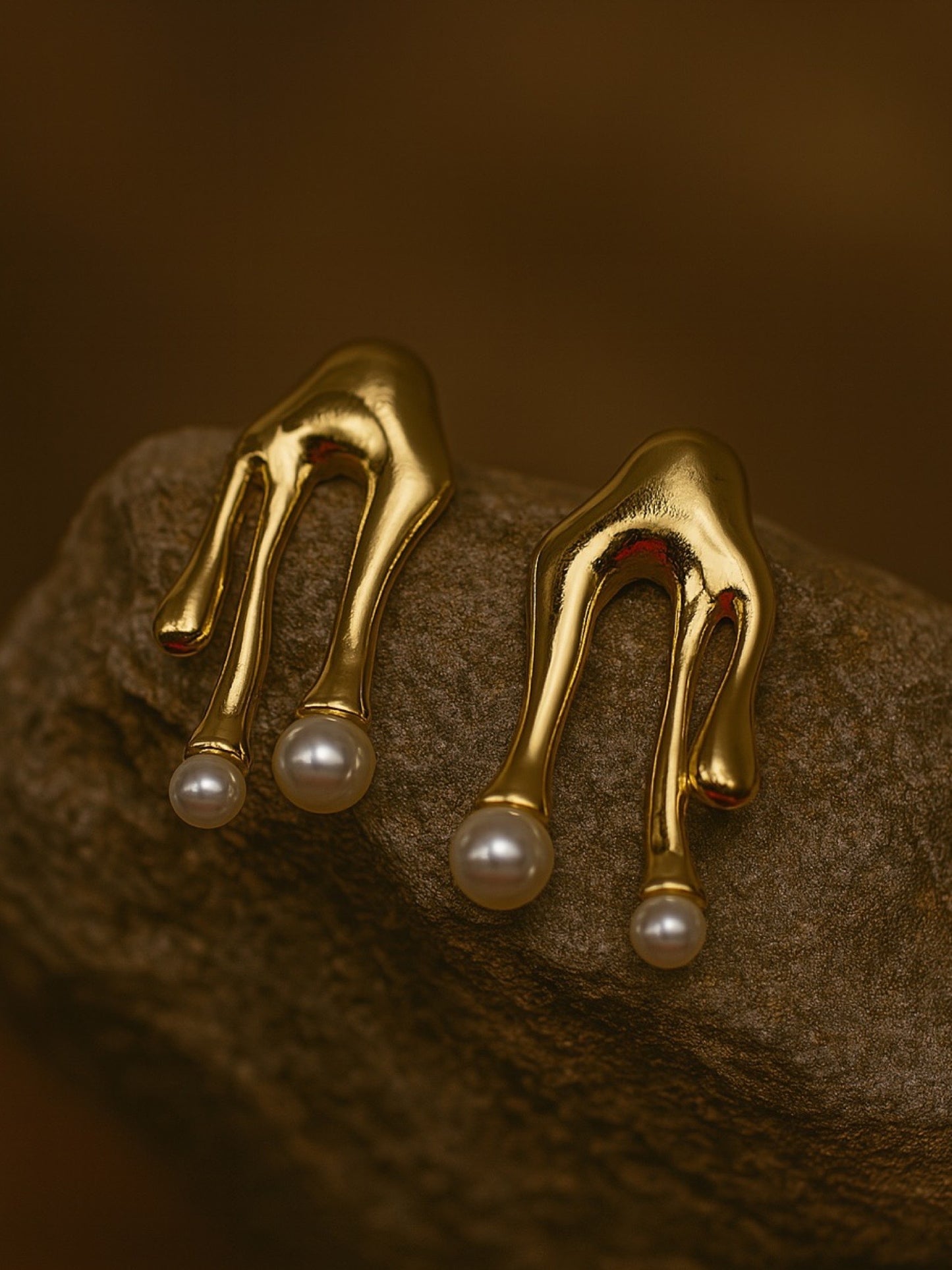 Gold Plated Melting Asymmetrical with Pearl Design Western Earrings