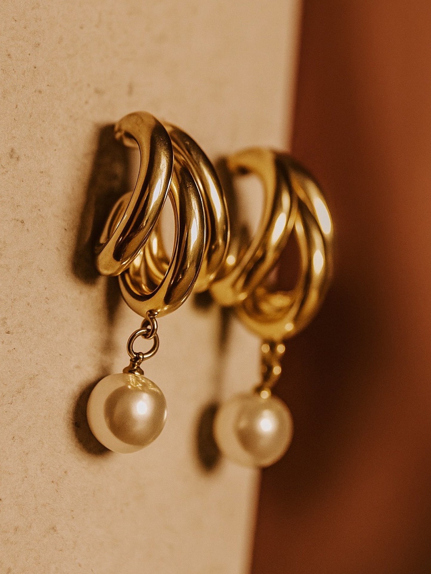 Half Hoop With Pearl Design Western Earrings