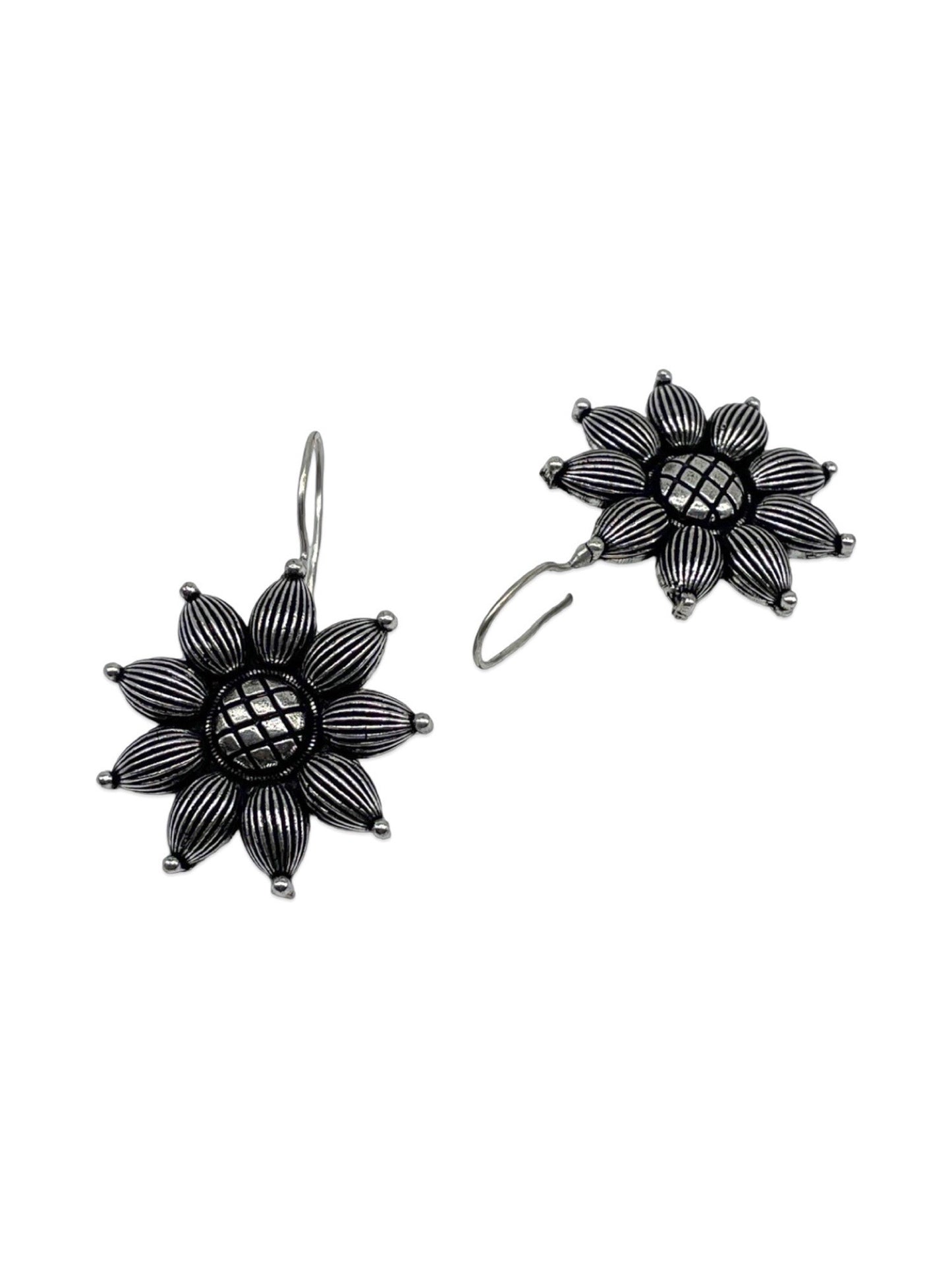 Stud Earrings Flower Design