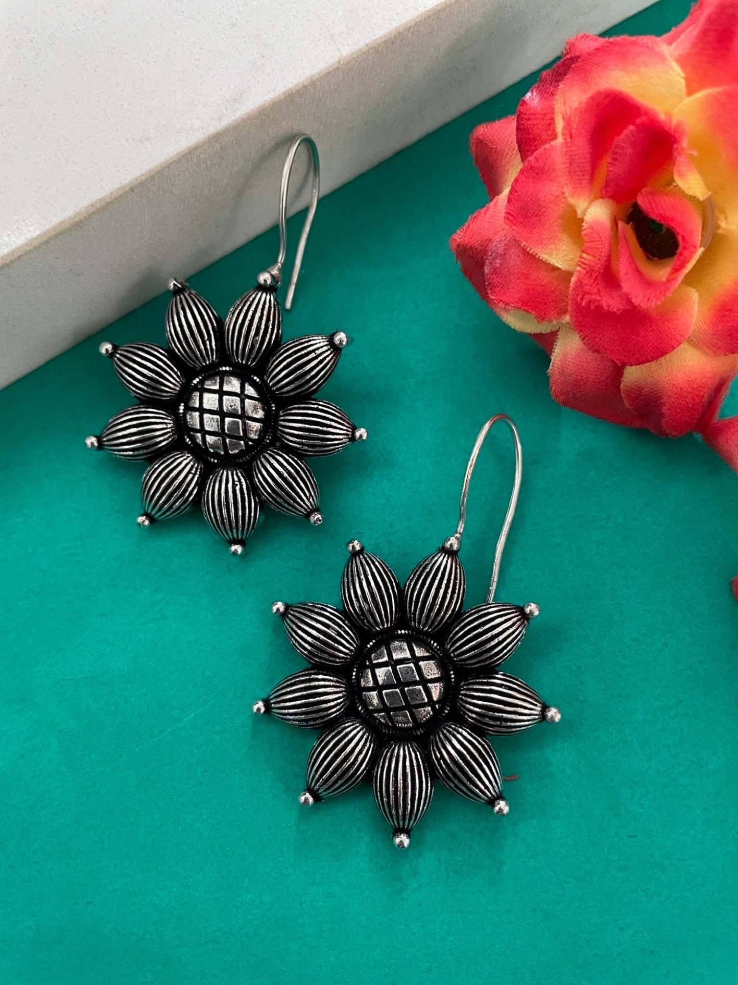 Stud Earrings Flower Design