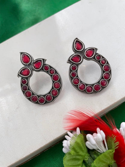 Stud Earrings Elegant Pink Enamel Design