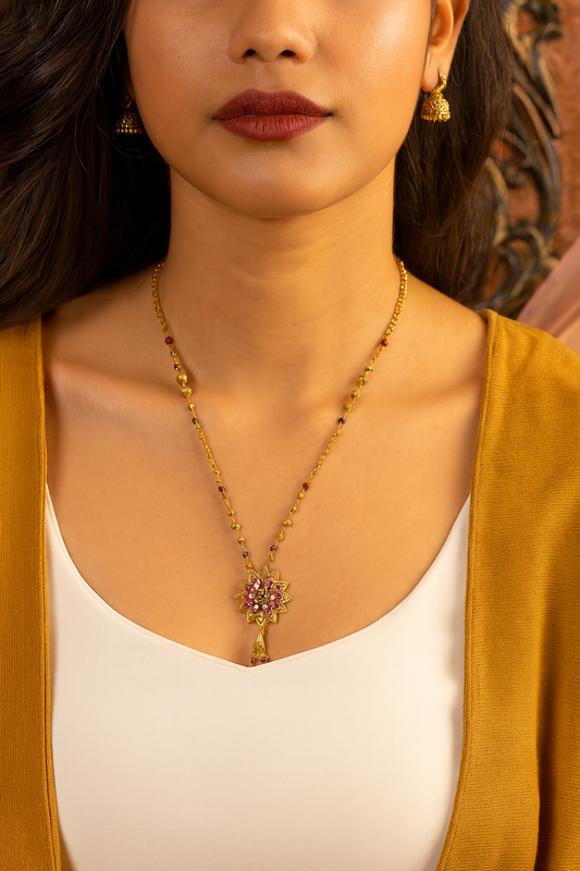 AD Flower Pendant Design Short Necklace