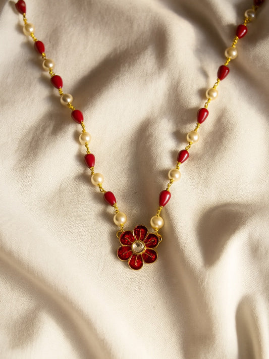 Kundan Flower Pearl & Red Beads Short Necklace esign