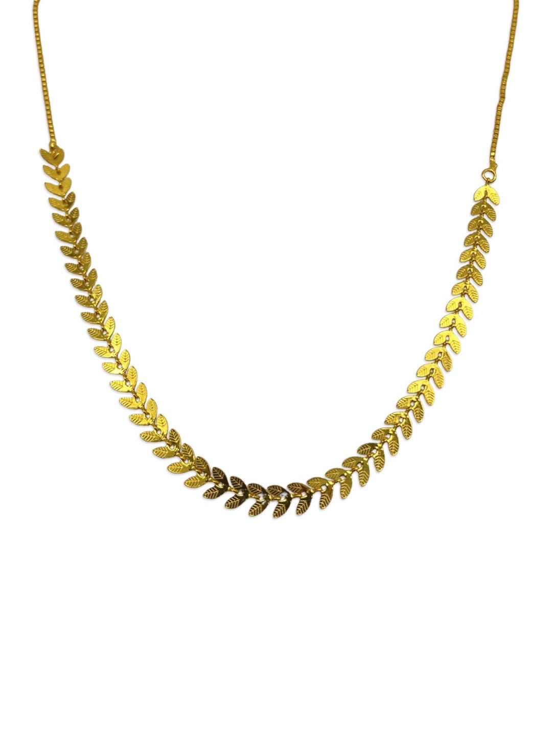 Leaf Design Chain Short Necklace