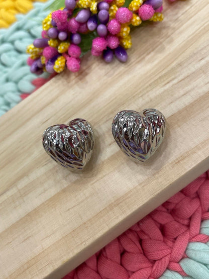 Silver-Plated Heart Stud Design Earrings