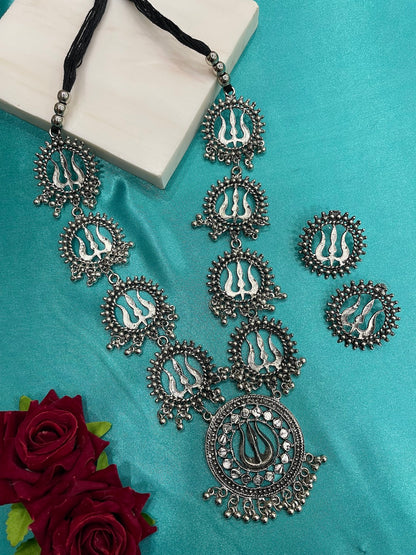 Silver Necklace Set Trishul Design