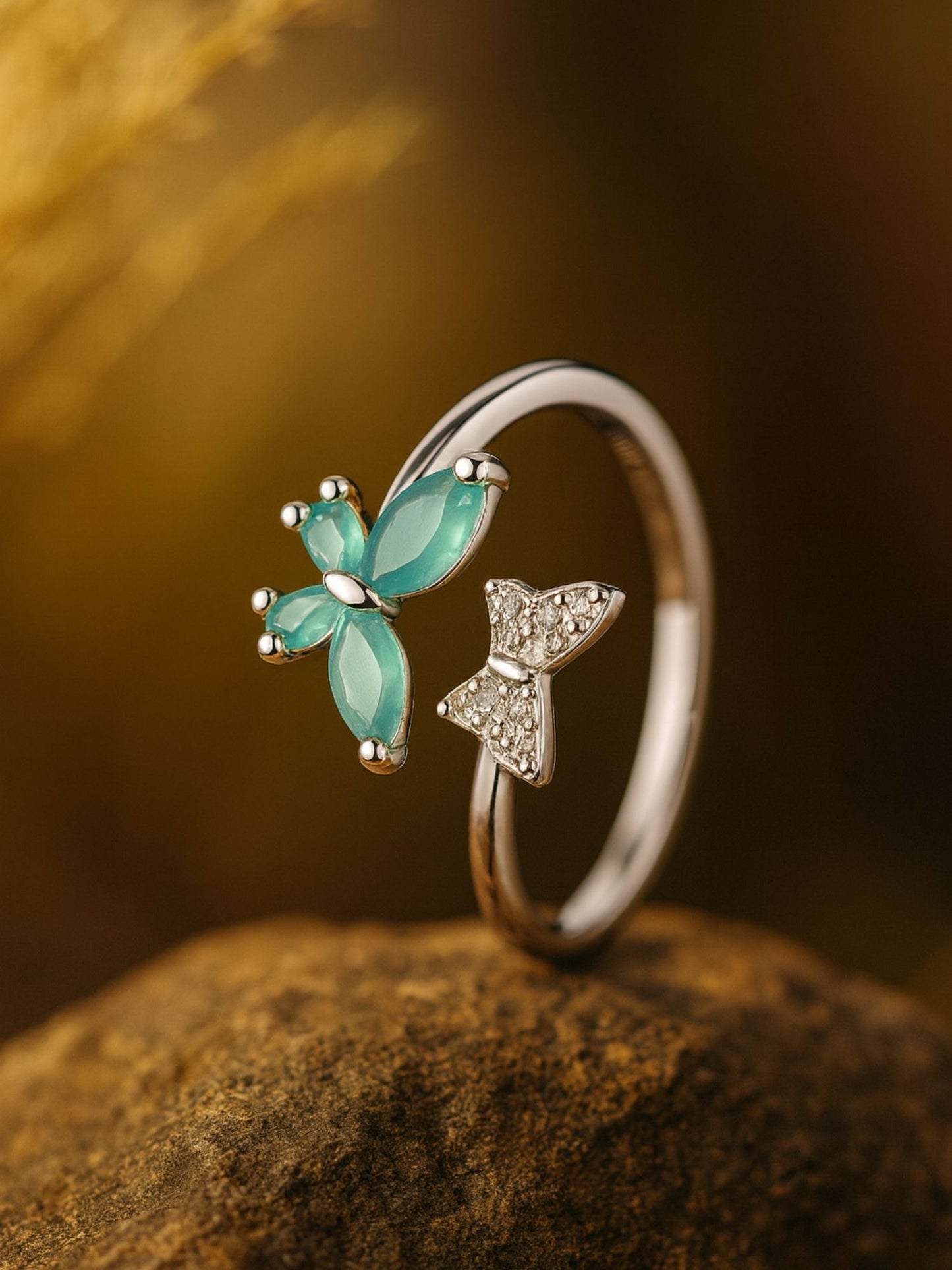 Silver-Plated Pista Butterfly Finger Ring