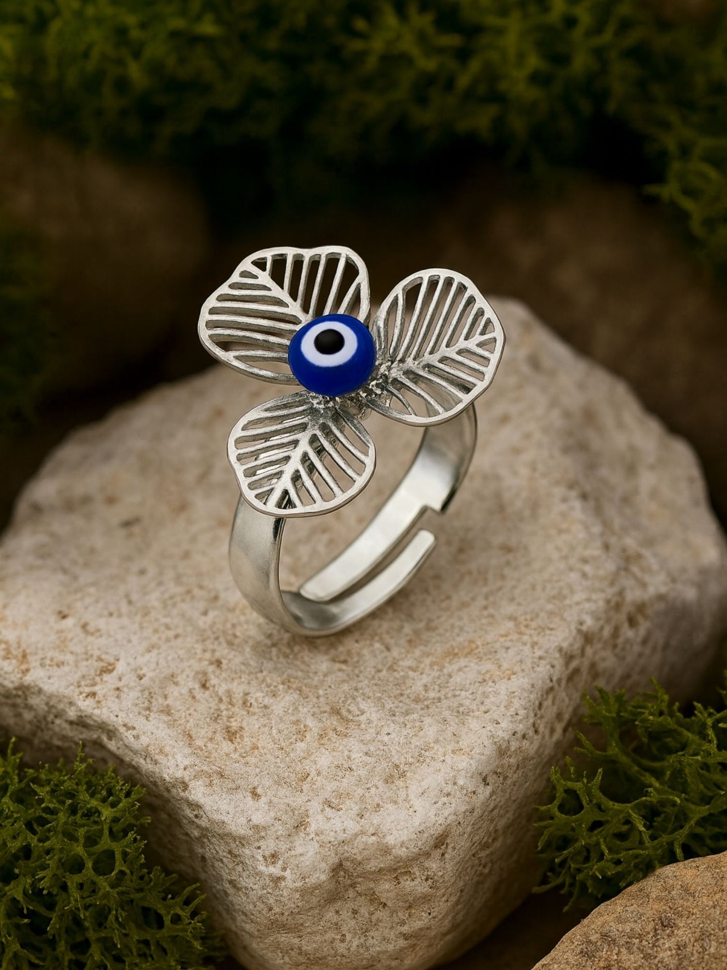 Silver-Plated Clover Flower With Evil Eye Finger Ring