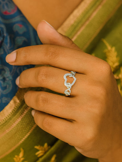 Silver-Plated American Diamod Heart Finger Ring