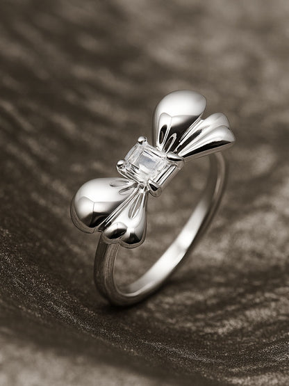 Silver-Plated American Diamod Bow Finger Ring
