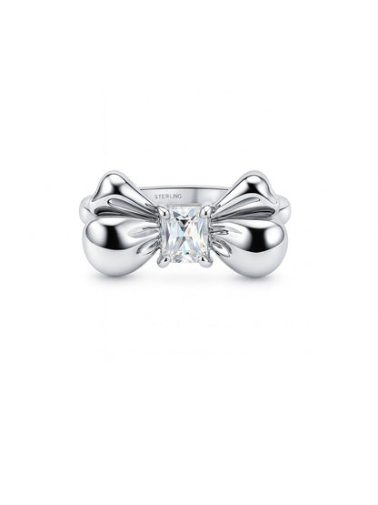 Silver-Plated American Diamod Bow Finger Ring