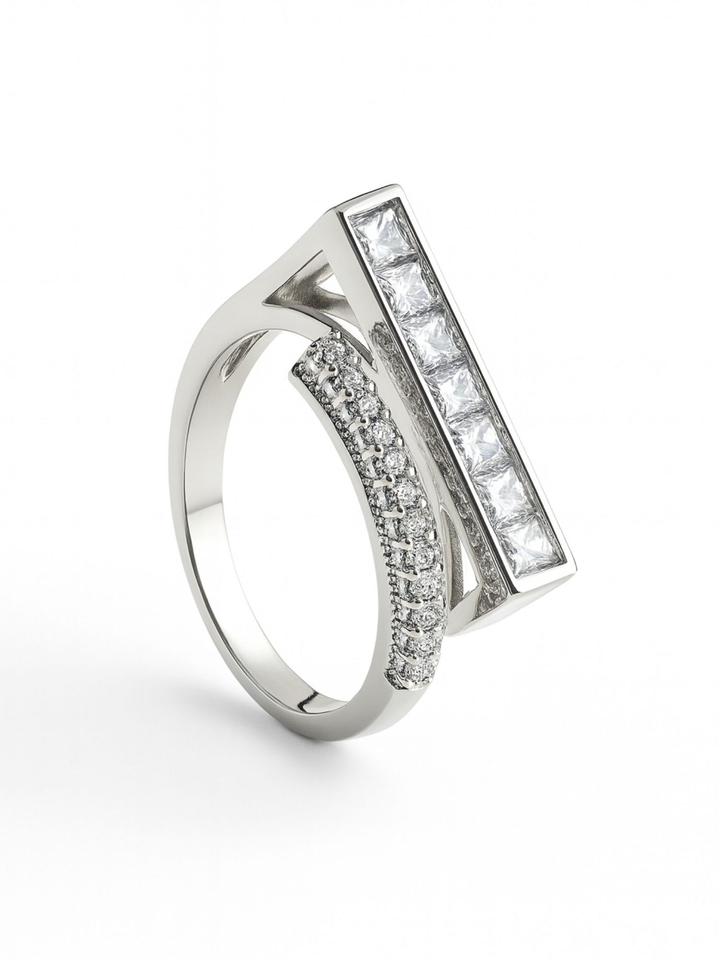 Silver-Plated American Diamod Princess Cut Finger Ring