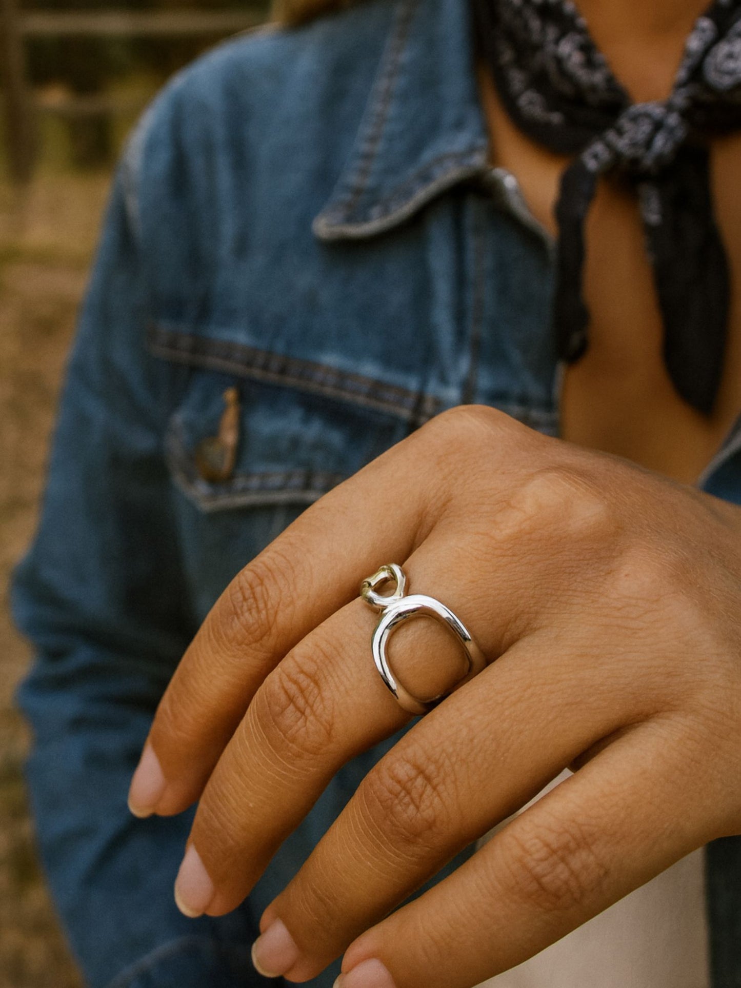 Silver-Plated Belt Buckle Finger Ring