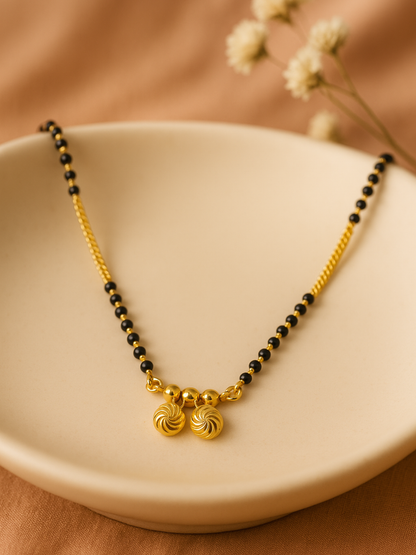 Short Mangalsutra Designs Gold Plated Latest 2 Vati Pendant Single Layer Gold Chain Mangalsutra