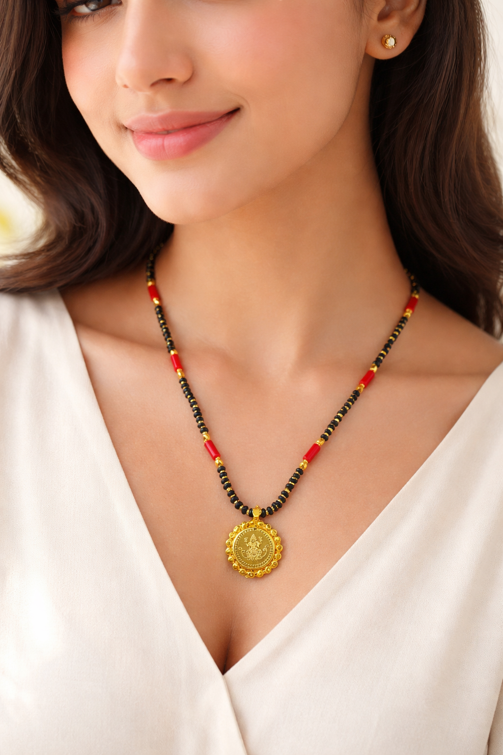 Short Mangalsutra Designs Gold Plated Latest Lakshmi (Laxmi) Coin Pendant Single Layer Mangalsutra