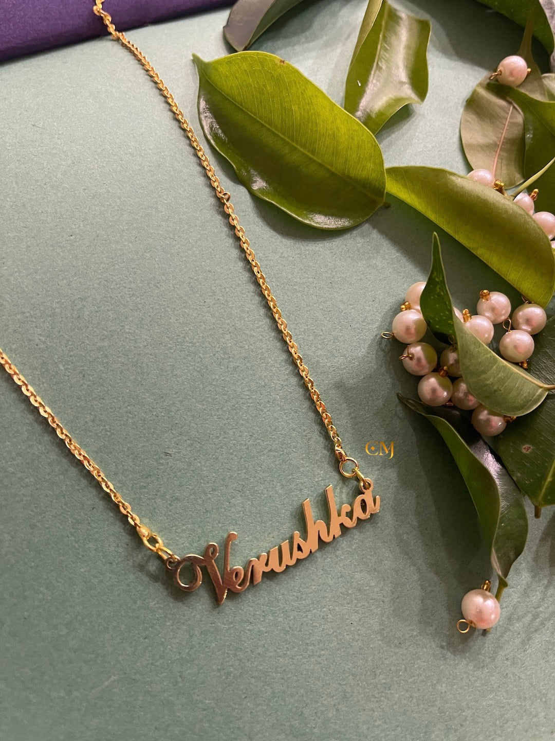 Name style deals necklace