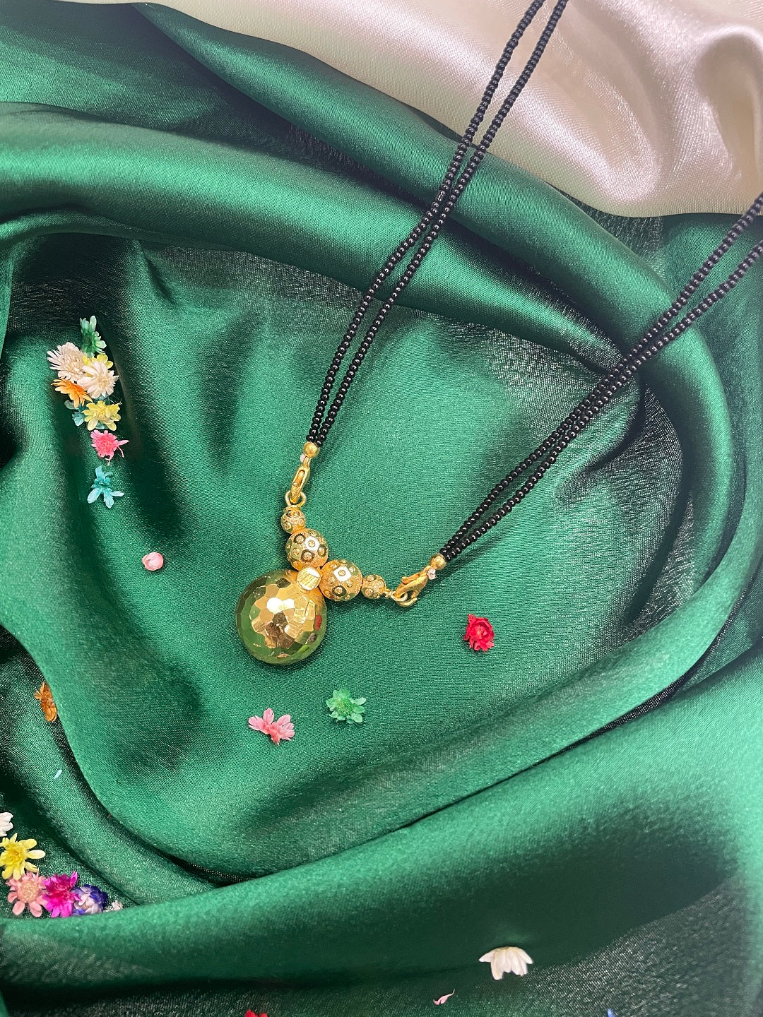 Short Mangalsutra Designs Gold Plated Latest Vati Pendant Traditional Mangalsutra