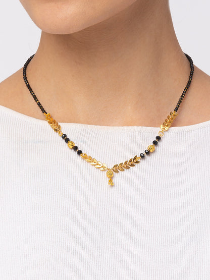 Digital Dress Room Short Mangalsutra Designs Gold Plated Latest Eila Leaf Layer Pendent Latkan Single Line Mangalsutra