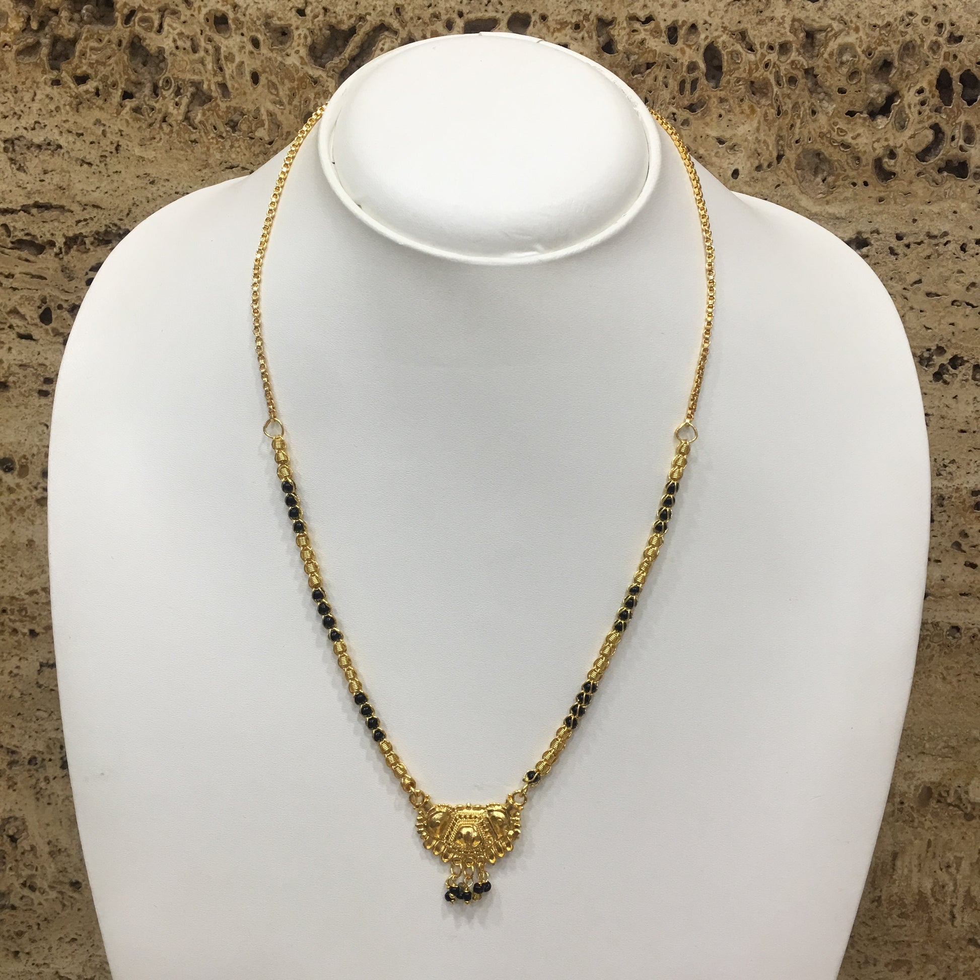 Digital Dress Room Short Mangalsutra Designs Gold Plated Latest Pendant Black & Gold Beads Single Layer Chain Mangalsutra