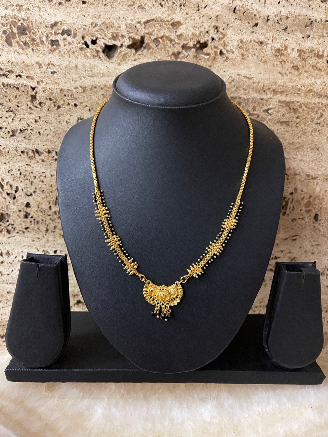 Short Mangalsutra Designs Gold Plated Latest Black & Gold Beads Single Layer Mangalsutra