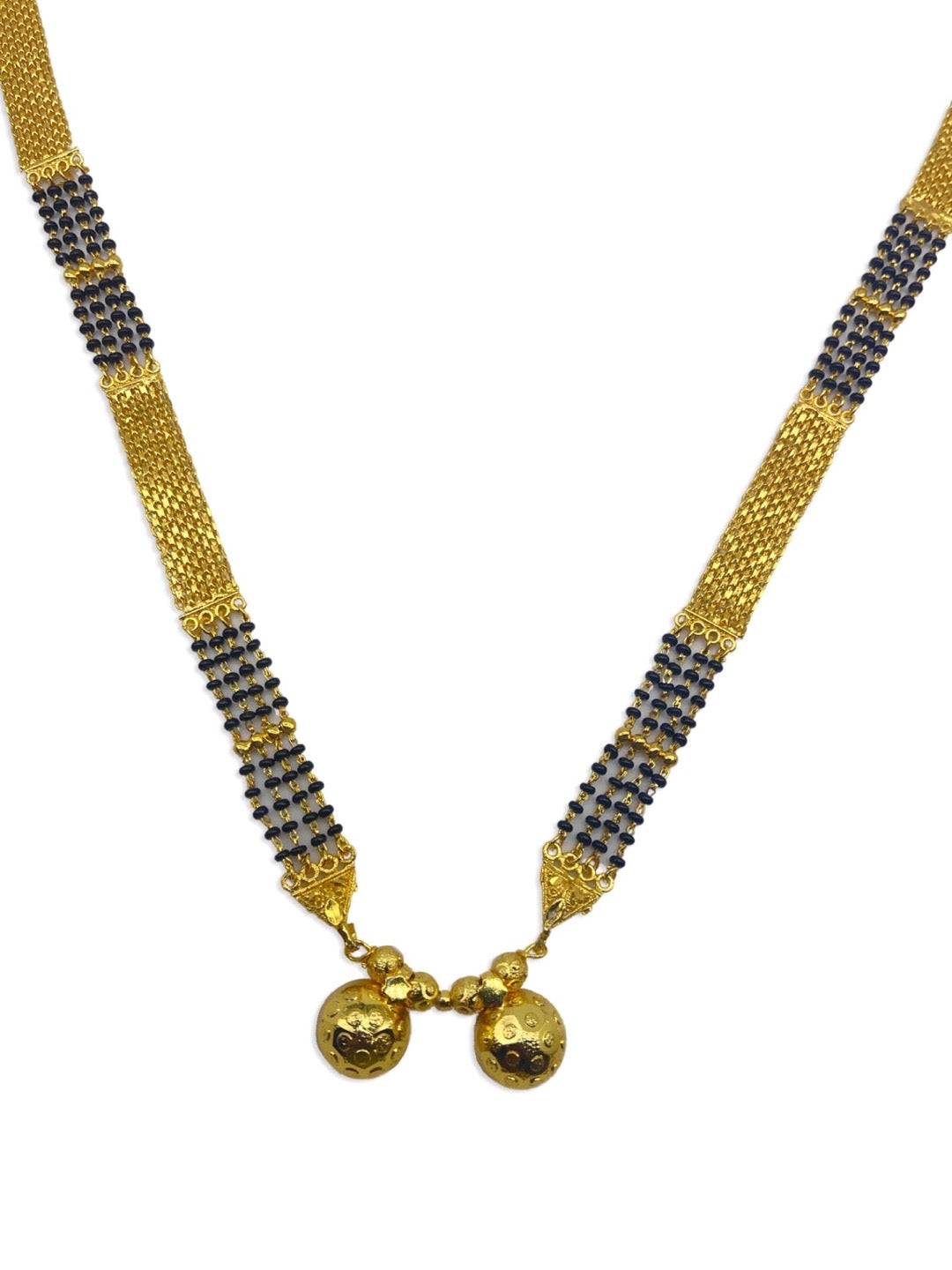 traditional marathi mangalsutra