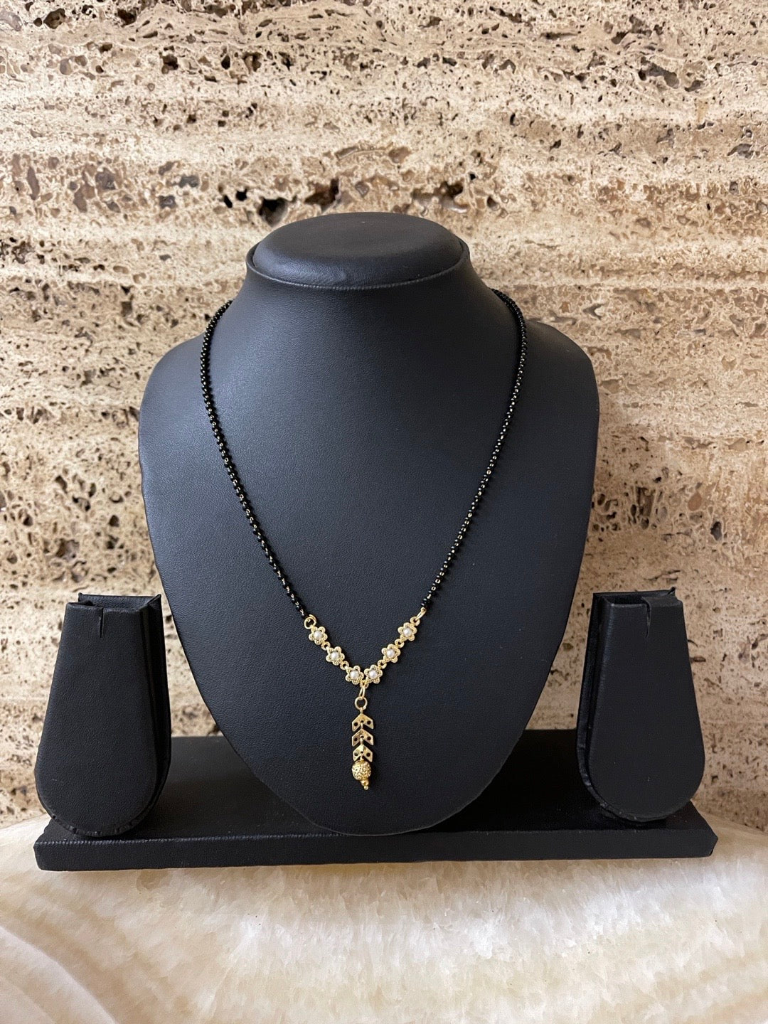 Simple style store mangalsutra