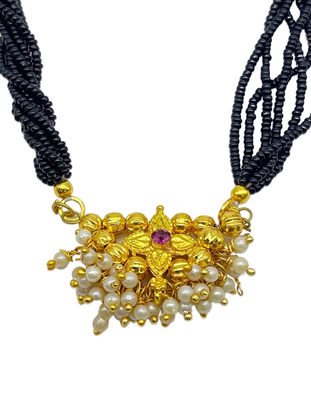 Short Thushi Mangalsutra Flower Design With 6 Line Black Beads