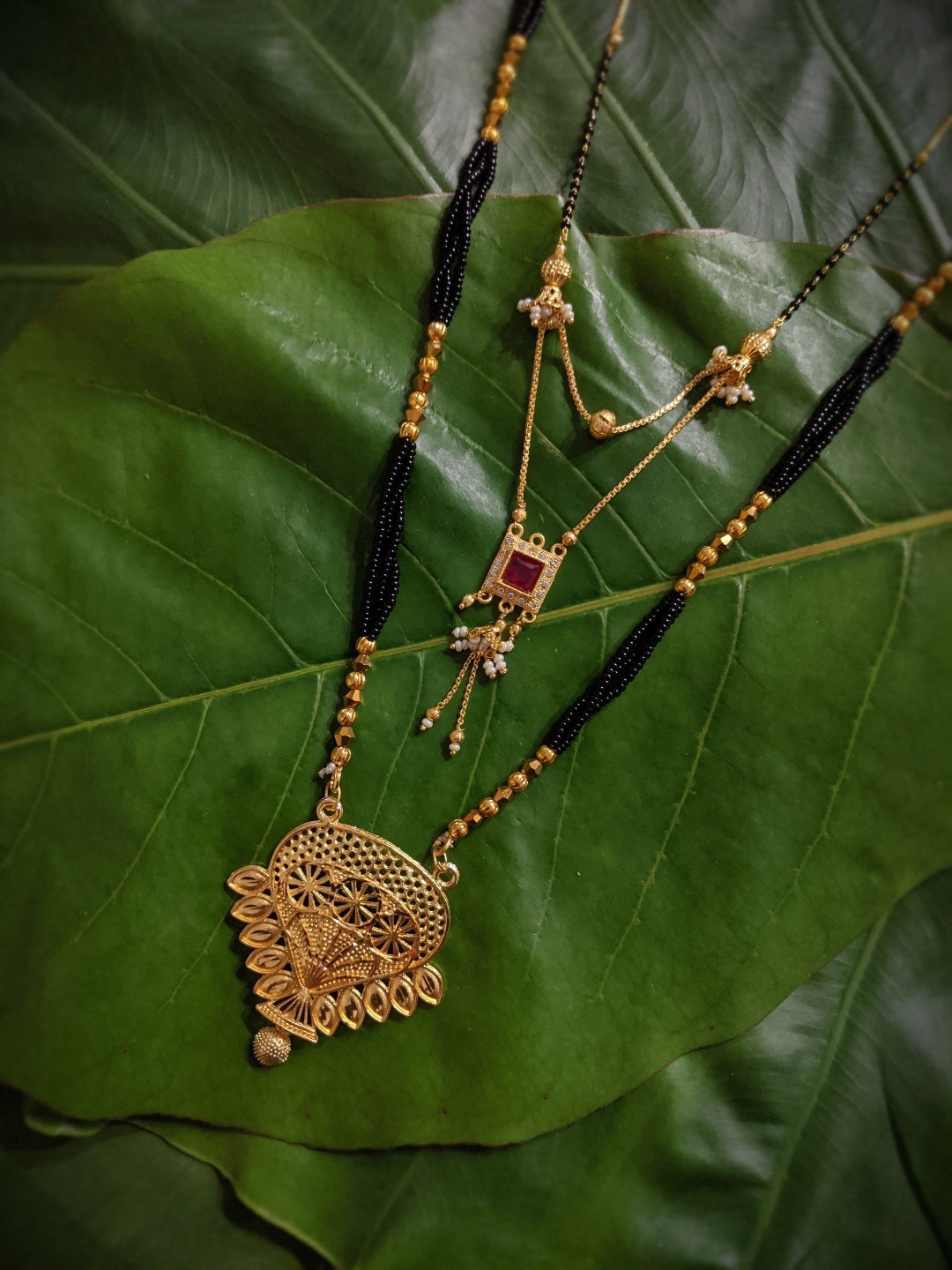 Mangalsutra, मंगलसूत्र, Mangalsutras, Design, Designs, Latest, Stylish, Trendy, Fancy, Unique, Fabulous, Modern, Ethnic, Designer, Pattern, Fashion, new arrivals, Pattern, Maangalyamu, Thali, Thirumangalyam, Minnu, Maangalya Sutra, Pathak, Mangalasutramu, Ramar Thaali, Pustelu, Thaali, Mangalyam, Minnu, Thella, Mongolsutra, Mangalyasutra, Lakshmi Thaali, Maangalyamu, Mangalasutramu, Pustelu, Mangalasutra, Ela Thaali, Kumbha Thaali, Gold, Plated, Jewellery, Jewlery, Chain, Saakli, 