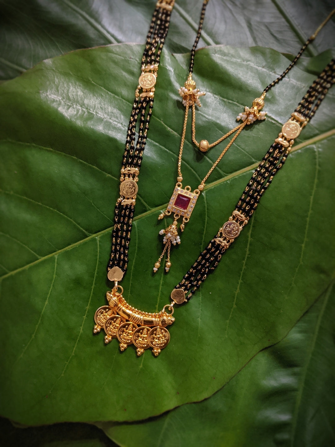 Mangalsutra, मंगलसूत्र, Mangalsutras, Design, Designs, Latest, Stylish, Trendy, Fancy, Unique, Fabulous, Modern, Ethnic, Designer, Pattern, Fashion, new arrivals, Pattern, Maangalyamu, Thali, Thirumangalyam, Minnu, Maangalya Sutra, Pathak, Mangalasutramu, Ramar Thaali, Pustelu, Thaali, Mangalyam, Minnu, Thella, Mongolsutra, Mangalyasutra, Lakshmi Thaali, Maangalyamu, Mangalasutramu, Pustelu, Mangalasutra, Ela Thaali, Kumbha Thaali, Gold, Plated, Jewellery, Jewlery, Chain, Saakli, 