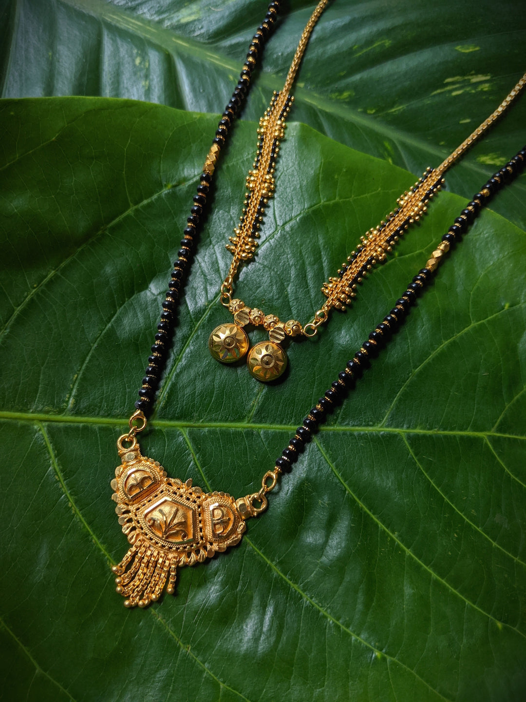 Mangalsutra, मंगलसूत्र, Mangalsutras, Design, Designs, Latest, Stylish, Trendy, Fancy, Unique, Fabulous, Modern, Ethnic, Designer, Pattern, Fashion, new arrivals, Pattern, Maangalyamu, Thali, Thirumangalyam, Minnu, Maangalya Sutra, Pathak, Mangalasutramu, Ramar Thaali, Pustelu, Thaali, Mangalyam, Minnu, Thella, Mongolsutra, Mangalyasutra, Lakshmi Thaali, Maangalyamu, Mangalasutramu, Pustelu, Mangalasutra, Ela Thaali, Kumbha Thaali, Gold, Plated, Jewellery, Jewlery, Chain, Saakli, 