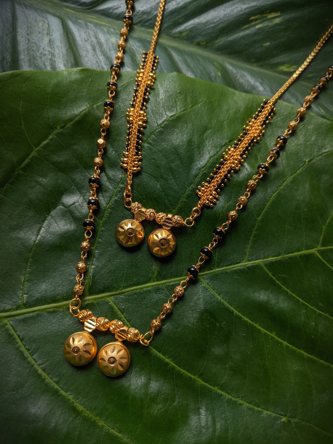 Mangalsutra, मंगलसूत्र, Mangalsutras, Design, Designs, Latest, Stylish, Trendy, Fancy, Unique, Fabulous, Modern, Ethnic, Designer, Pattern, Fashion, new arrivals, Pattern, Maangalyamu, Thali, Thirumangalyam, Minnu, Maangalya Sutra, Pathak, Mangalasutramu, Ramar Thaali, Pustelu, Thaali, Mangalyam, Minnu, Thella, Mongolsutra, Mangalyasutra, Lakshmi Thaali, Maangalyamu, Mangalasutramu, Pustelu, Mangalasutra, Ela Thaali, Kumbha Thaali, Gold, Plated, Jewellery, Jewlery, Chain, Saakli, 