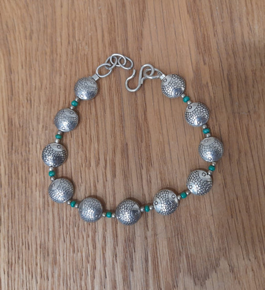 Fashion/Costume Jewellery Traditional Bracelet with Silver and Green Beads for Girls and Women